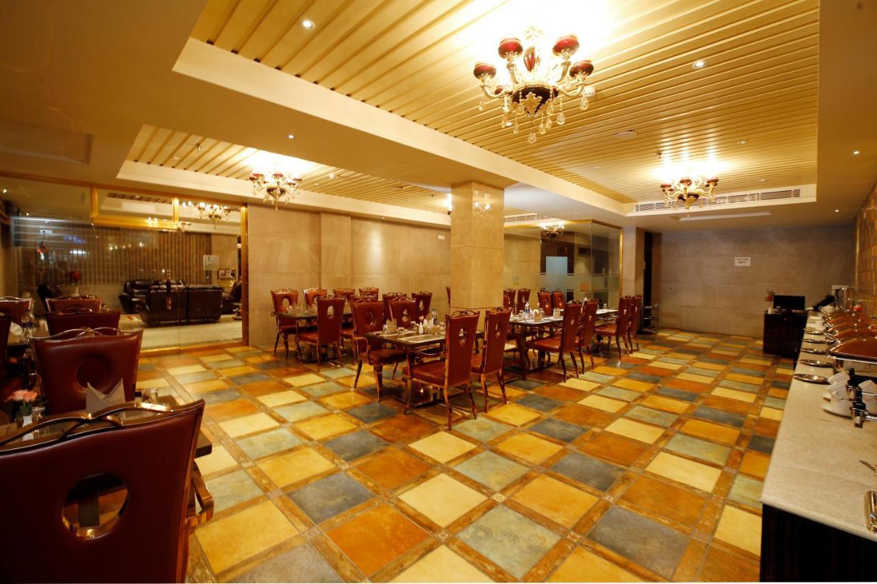 Hotel Park Residency Nilambūr Buitenkant foto