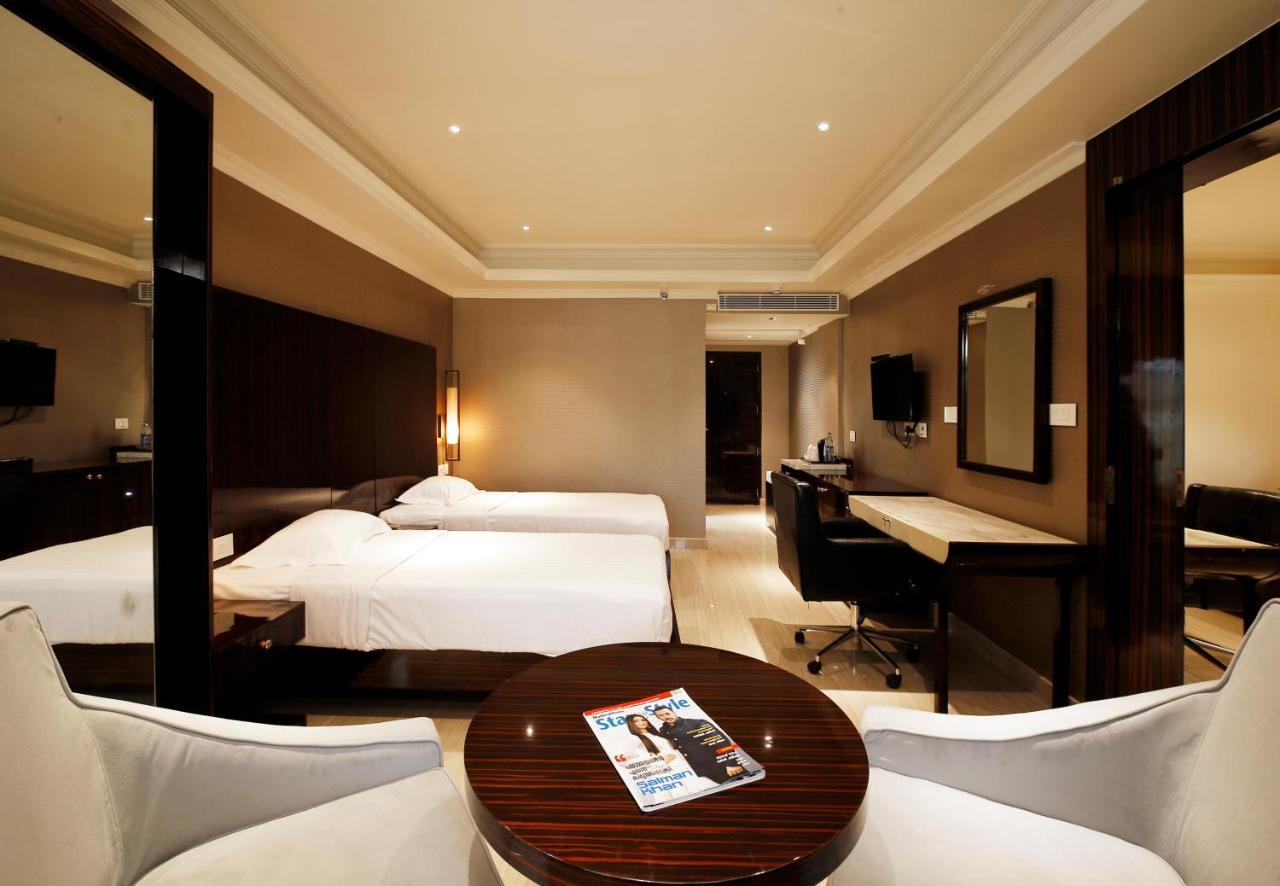 Hotel Park Residency Nilambūr Buitenkant foto